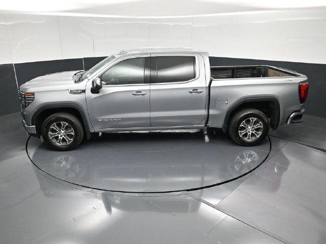 Used 2025 GMC Sierra 1500 SLT AWD/4WD image 49