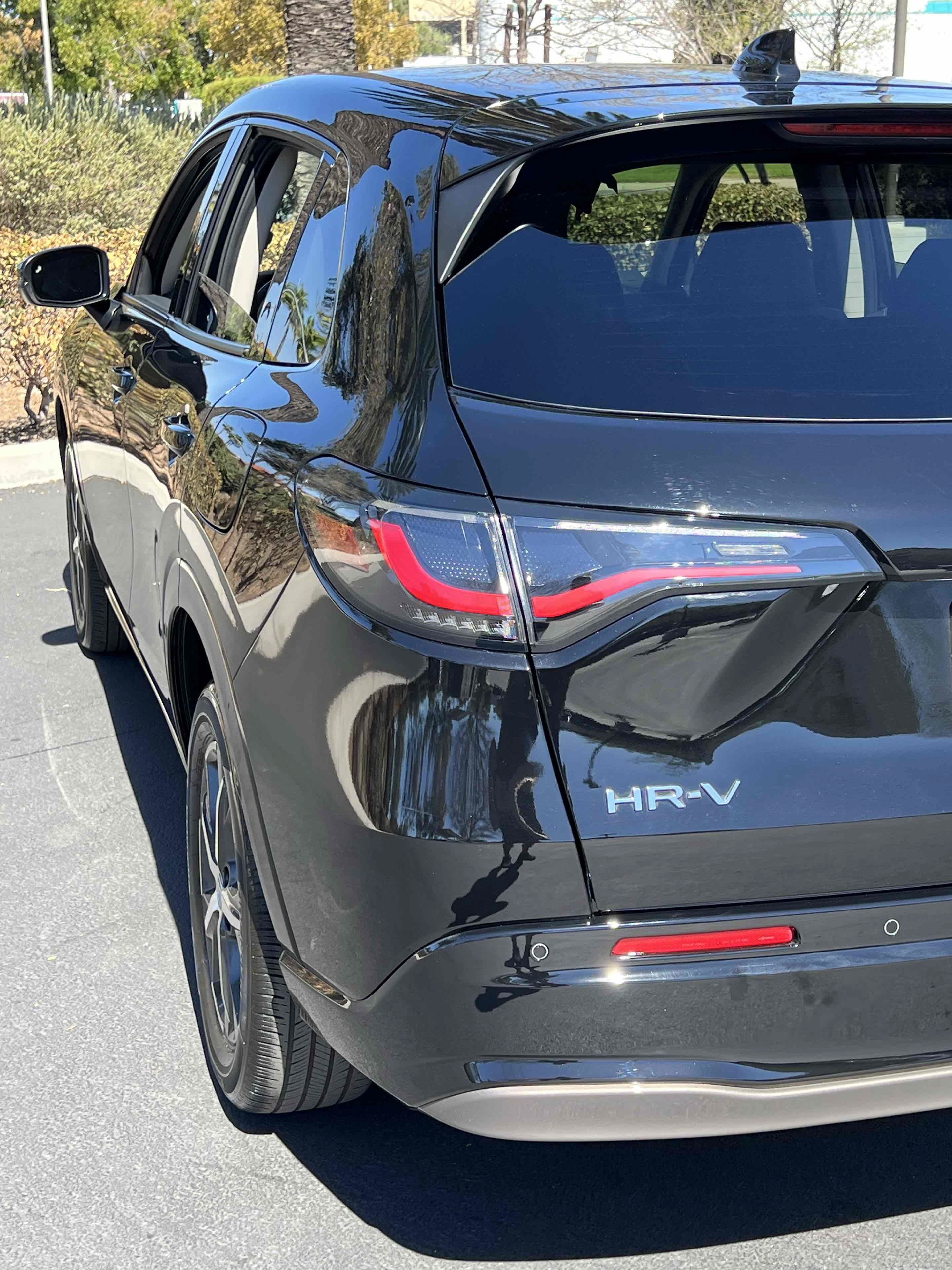 Used 2024 Honda HR-V EX-L image 17