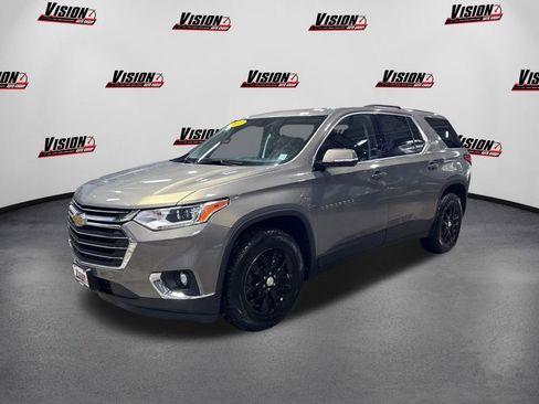 Used 2018 Chevrolet Traverse LT image 1