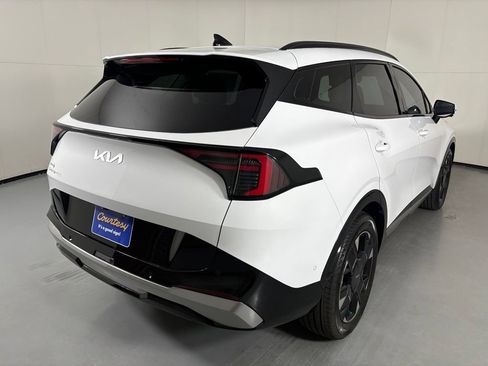New 2026 Kia Sportage SX FWD image 8