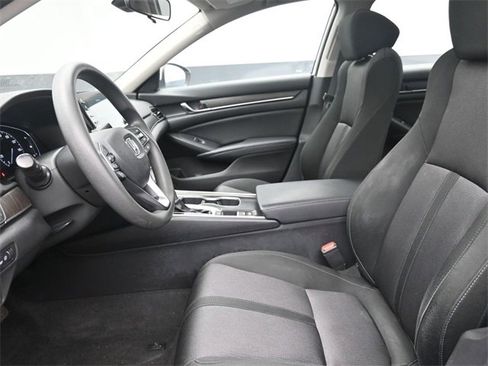 Used 2018 Honda Accord EX image 20