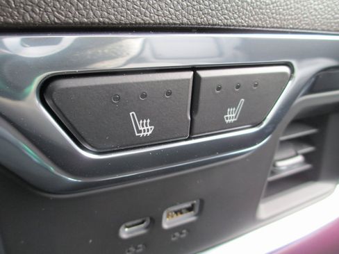 New 2026 GMC Sierra 1500 SLT w/ SLT Premium Plus Package image 14