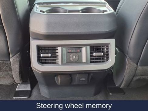 Used 2024 Ford F250 Lariat w/ Sport Appearance Package image 19