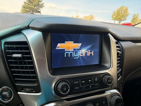 Used 2015 Chevrolet Tahoe LTZ AWD/4WD image 23
