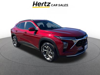 Used 2025 Chevrolet Trax LT