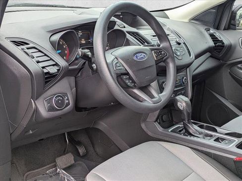 Used 2017 Ford Escape S image 10