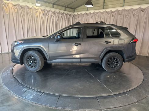 Used 2021 Toyota RAV4 LE AWD/4WD image 6