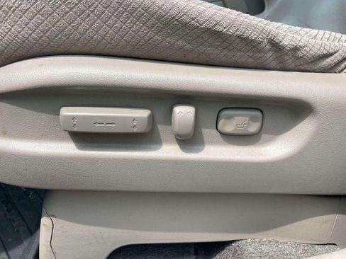 Used 2017 Honda Odyssey EX image 19