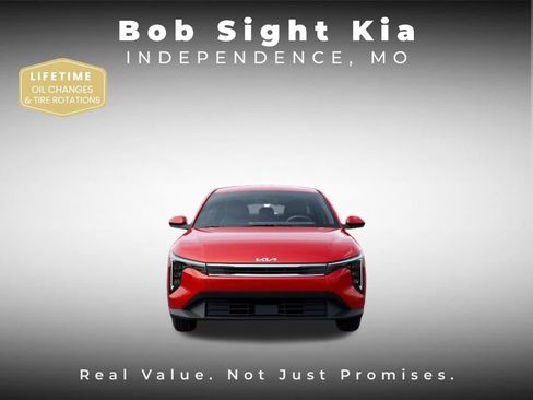 New 2026 Kia K4 LXS image 2