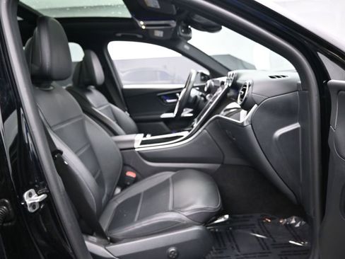 Used 2023 Mercedes-Benz GLC 300 GLC 300 image 26