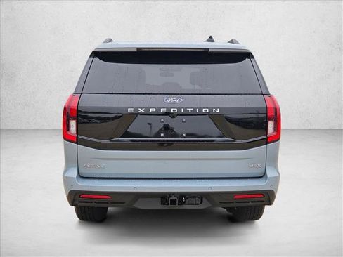 New 2026 Ford Expedition Max Active RWD image 8