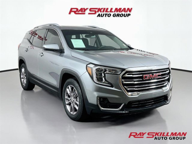 Used 2024 GMC Terrain SLT AWD/4WD image 1