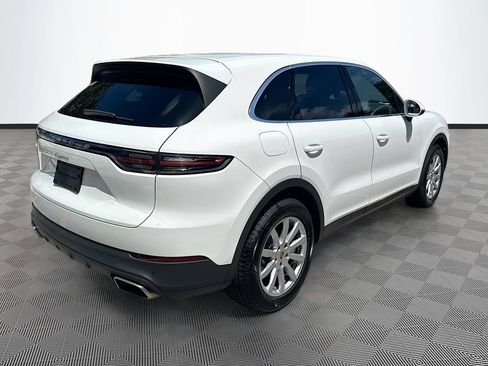 Used 2023 Porsche Cayenne AWD/4WD image 8