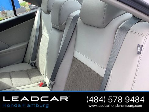 Used 2013 Toyota Camry XLE w/ Leather Pkg FWD image 23