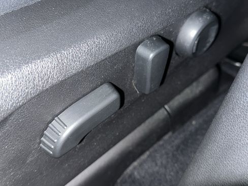 Used 2020 Subaru Ascent Limited w/ Technology Package image 23