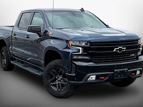 Used 2022 Chevrolet Silverado 1500 LT Trail Boss w/ Bed Protection Package AWD/4WD image 8