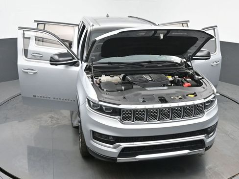 Used 2023 Jeep Grand Wagoneer Series III image 64