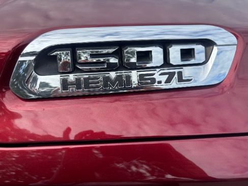 Used 2020 RAM 1500 Laramie AWD/4WD image 21