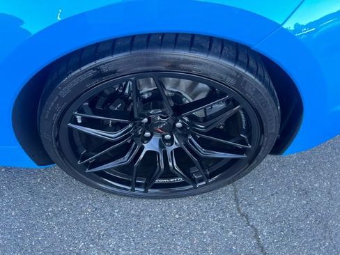 Used 2023 Chevrolet Corvette Z06 w/ Stealth Interior Trim Package RWD image 14