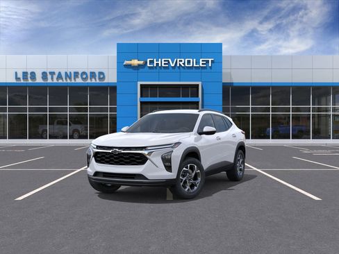 New 2026 Chevrolet Trax LT w/ LPO, Blackout Package FWD image 8