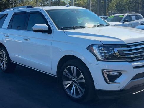 Used 2021 Ford Expedition Limited image 2
