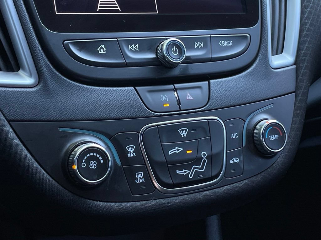 Used 2024 Chevrolet Malibu RS FWD image 18