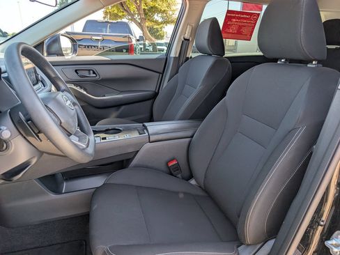 Certified 2025 Nissan Rogue S FWD image 26