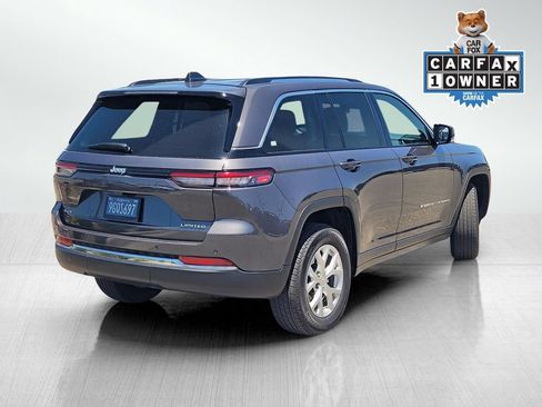 Used 2023 Jeep Grand Cherokee Limited AWD/4WD image 4