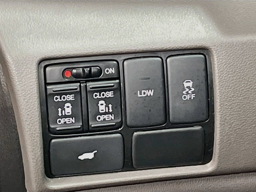 Used 2016 Honda Odyssey EX-L image 10