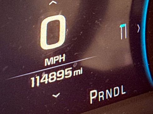 Used 2017 GMC Yukon XL SLT w/ Open Road Package image 26