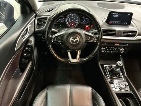 Used 2018 MAZDA MAZDA3 Touring image 10