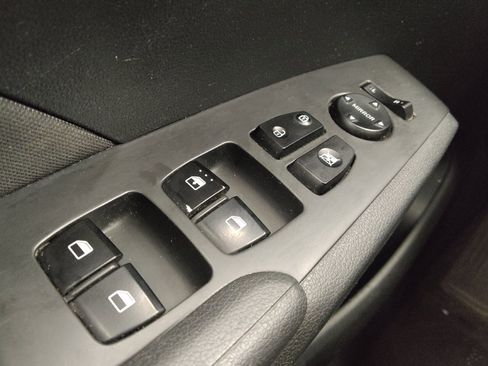 Used 2020 Hyundai Accent SE FWD image 27