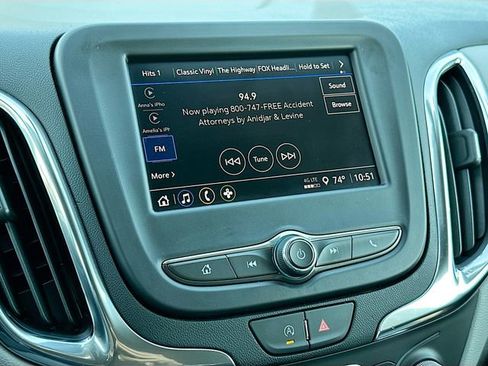 Used 2023 Chevrolet Equinox LT image 14