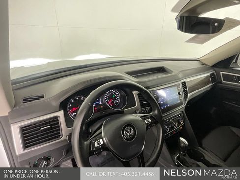 Used 2019 Volkswagen Atlas SE w/ Towing Package FWD image 34