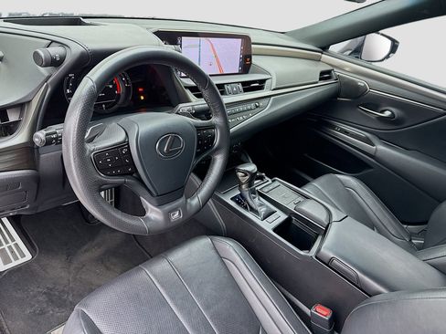 Used 2019 Lexus ES 350 F Sport w/ Accessory Package 2 image 7