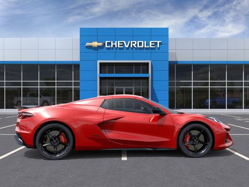New 2025 Chevrolet Corvette E-Ray image 5