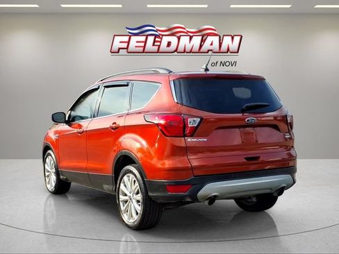 Used 2019 Ford Escape SEL AWD/4WD image 3