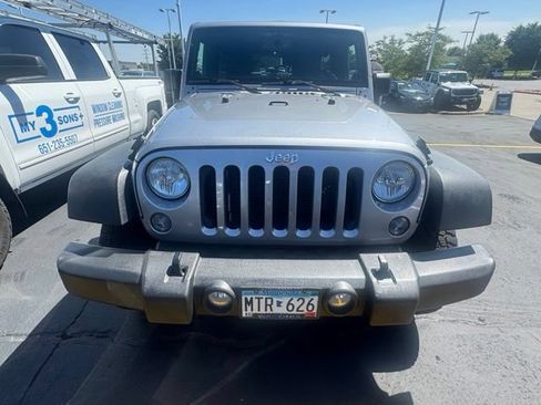 Used 2014 Jeep Wrangler Unlimited Rubicon w/ Dual Top Group AWD/4WD image 2