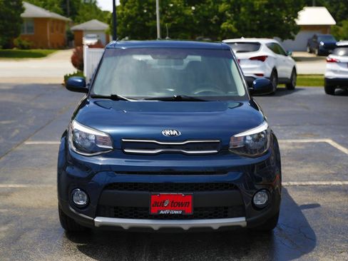 Used 2019 Kia Soul + FWD image 4
