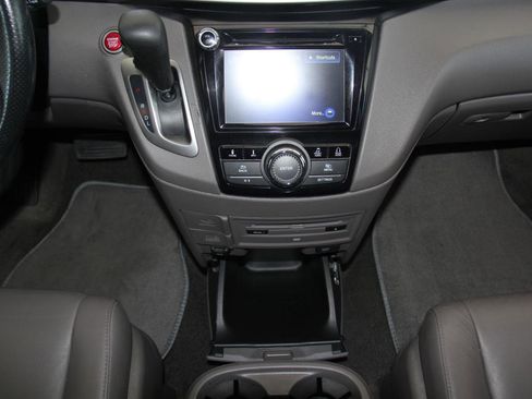 Used 2016 Honda Odyssey EX-L image 16