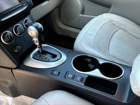 Used 2013 Nissan Rogue SL image 14