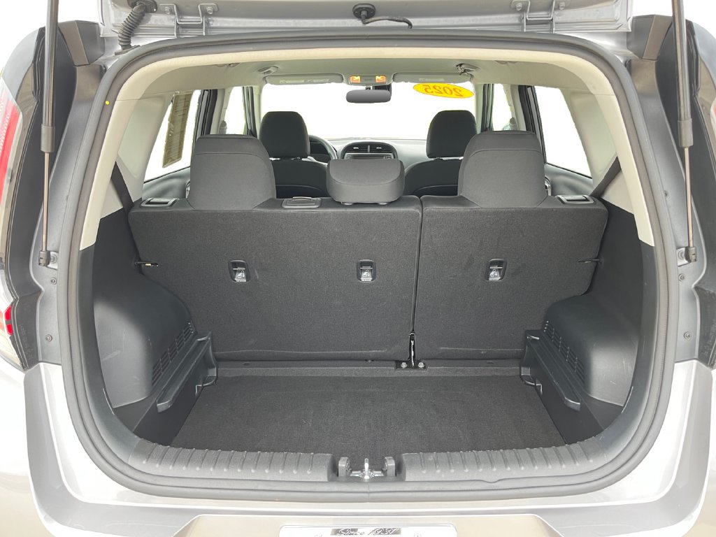 Used 2025 Kia Soul LX w/ LX Technology Package FWD image 25