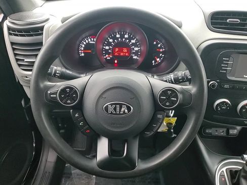 Used 2018 Kia Soul image 15