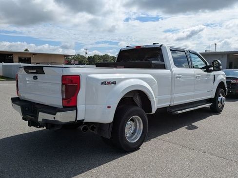 Certified 2022 Ford F350 Lariat AWD/4WD image 3