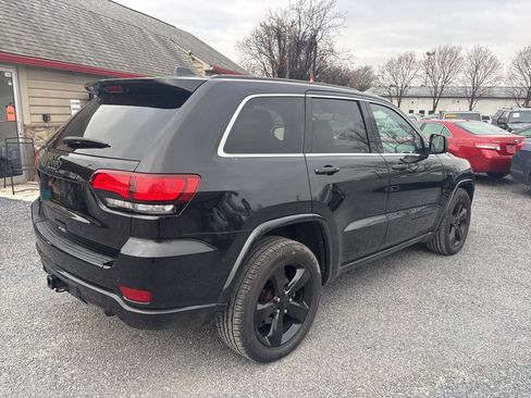 Used 2015 Jeep Grand Cherokee Altitude AWD/4WD image 5