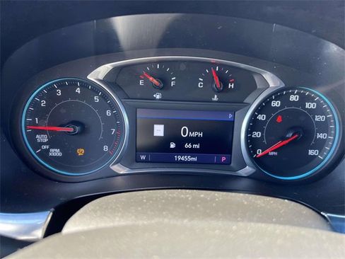 Used 2022 Chevrolet Traverse RS image 30