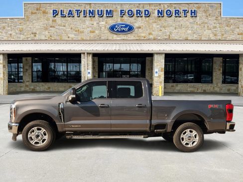 New 2026 Ford F250 XLT w/ XLT Premium Package image 3