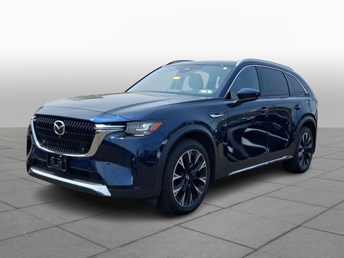 Certified 2024 MAZDA CX-90 Plug-In Hybrid w/ Premium Plus AWD/4WD image 4