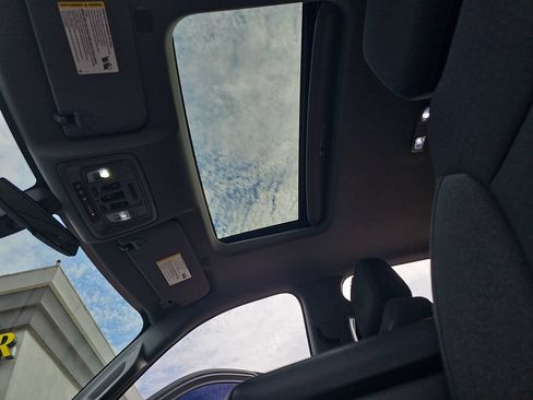 Used 2019 Chevrolet Silverado 1500 LT w/ All-Star Edition RWD image 29