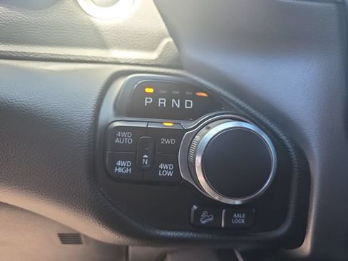 Used 2019 RAM 1500 Big Horn AWD/4WD image 28